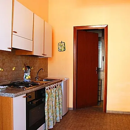 Apartament Punta Milocca Sleeps 2 Wifi T764351 Terrauzza